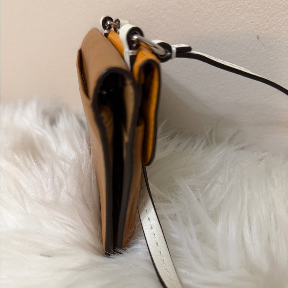 Coach Yellow and Brown Leather Crossbody Bag - Picture 4 of 9